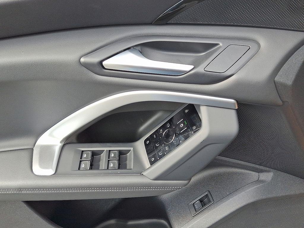 new 2025 Audi Q5 car, priced at $57,660