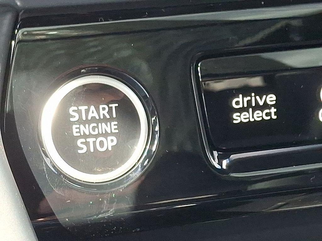 new 2025 Audi Q5 car, priced at $57,660