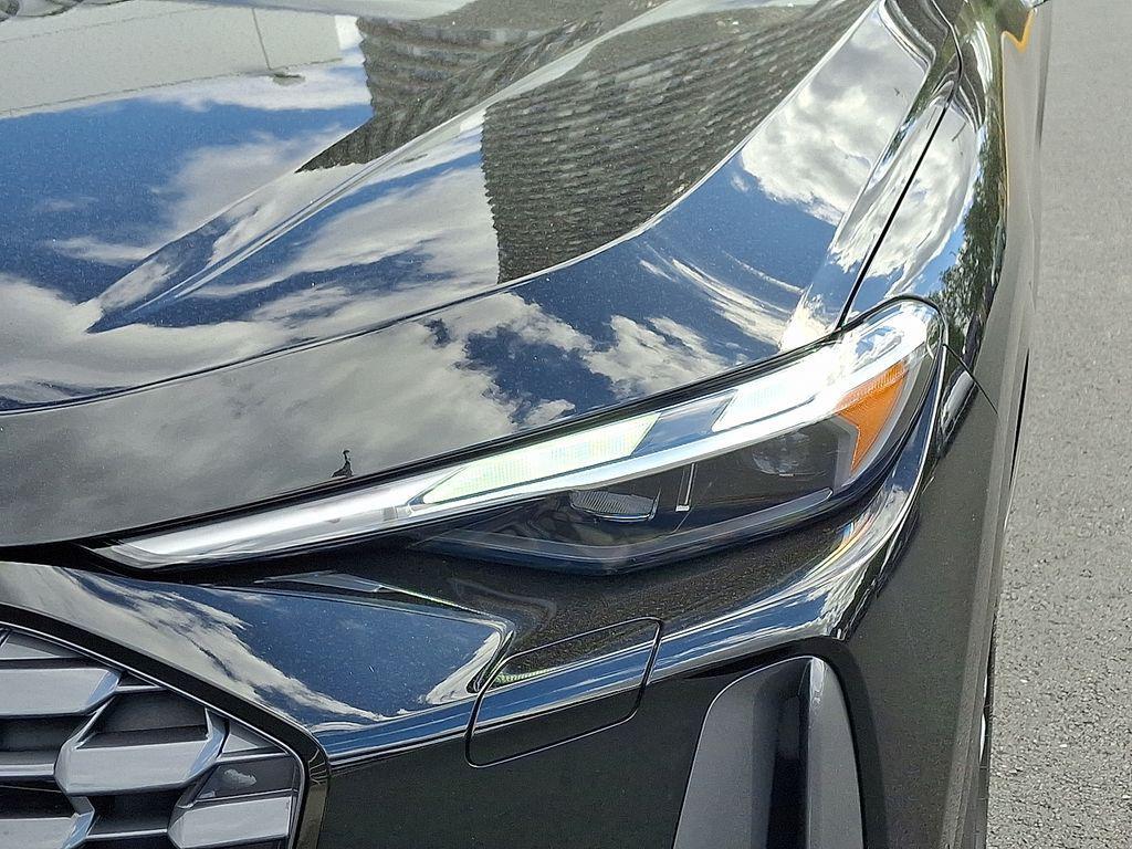 new 2025 Audi Q5 car, priced at $57,660