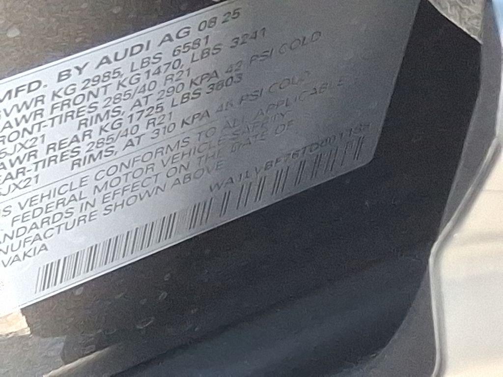 new 2026 Audi Q7 car, priced at $78,140