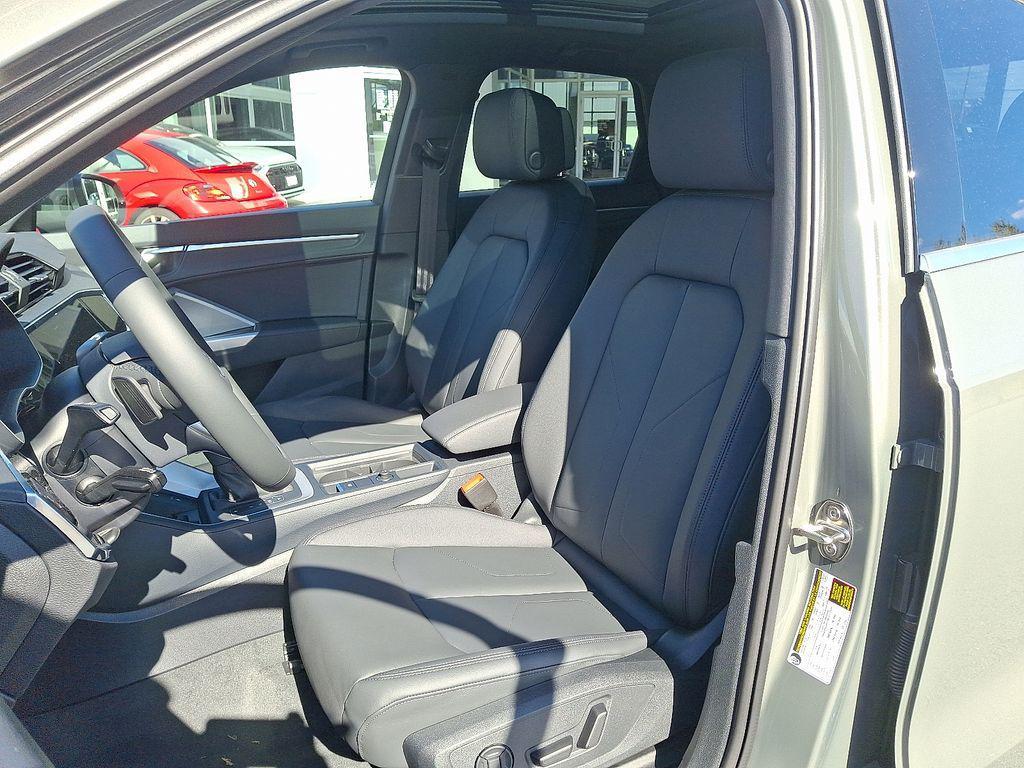 new 2025 Audi Q3 car, priced at $44,060