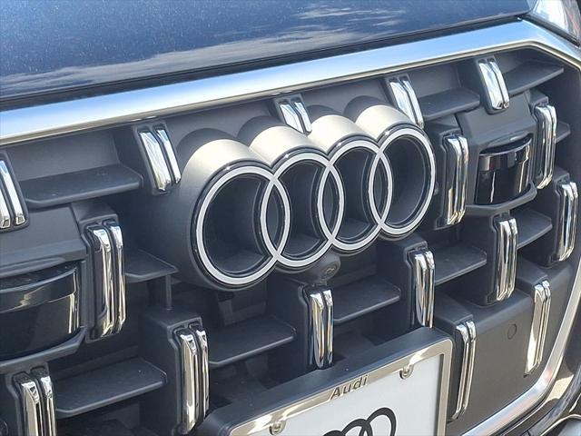 new 2025 Audi Q7 car, priced at $75,350