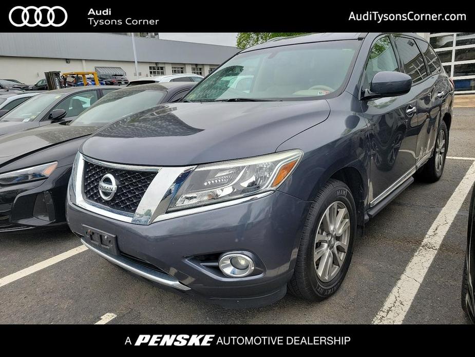 used 2014 Nissan Pathfinder car, priced at $11,000