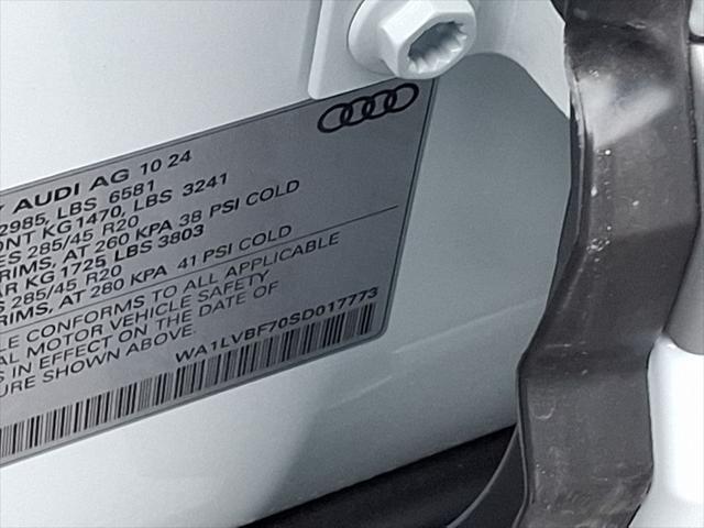 new 2025 Audi Q7 car, priced at $75,505