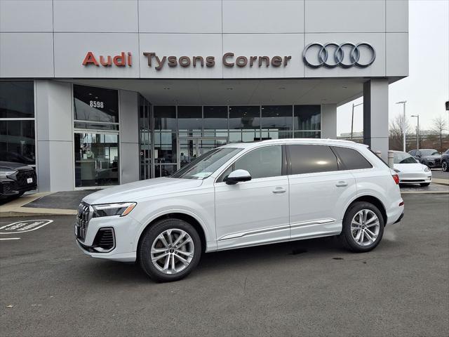 new 2025 Audi Q7 car, priced at $75,505