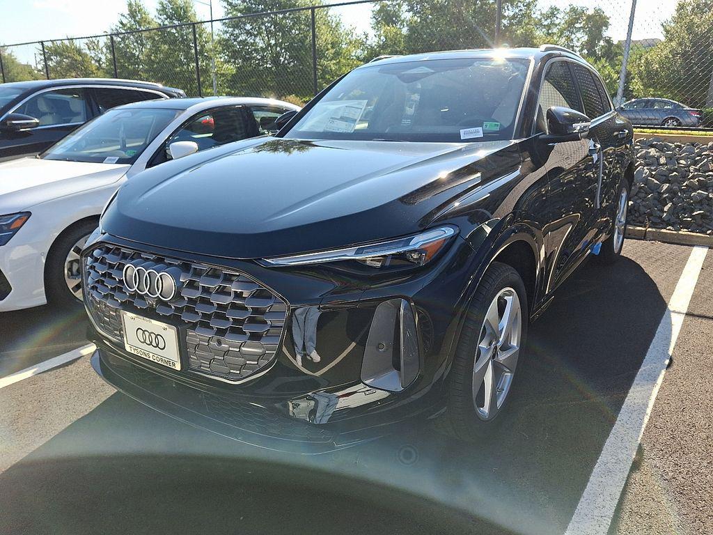 new 2025 Audi Q5 car, priced at $61,950