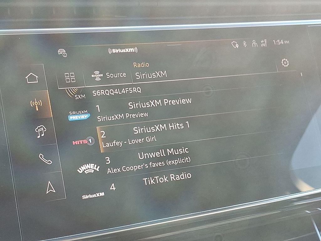 new 2026 Audi Q7 car, priced at $68,295