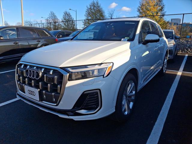 new 2025 Audi Q7 car, priced at $70,900