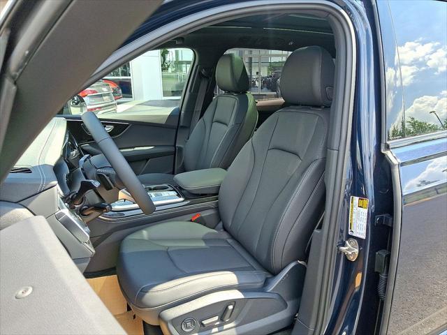 new 2025 Audi Q7 car, priced at $77,580