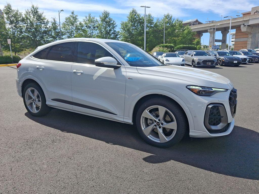 new 2025 Audi Q5 Sportback car, priced at $66,675