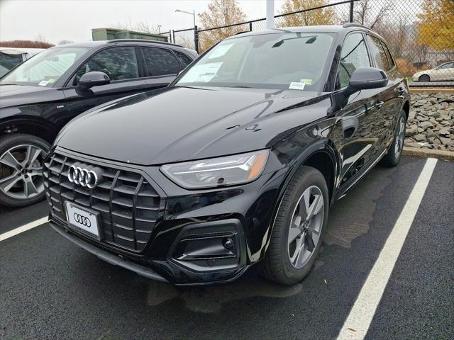 new 2025 Audi Q5 car, priced at $50,250