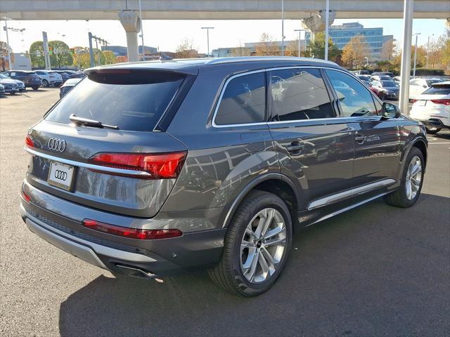 new 2025 Audi Q7 car, priced at $74,900