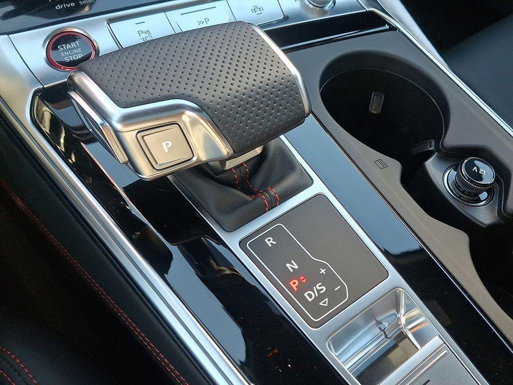 new 2026 Audi RS 6 Avant car, priced at $145,615