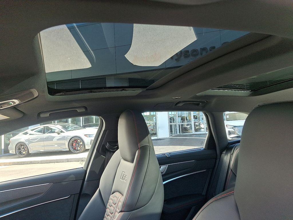 new 2026 Audi RS 6 Avant car, priced at $145,615