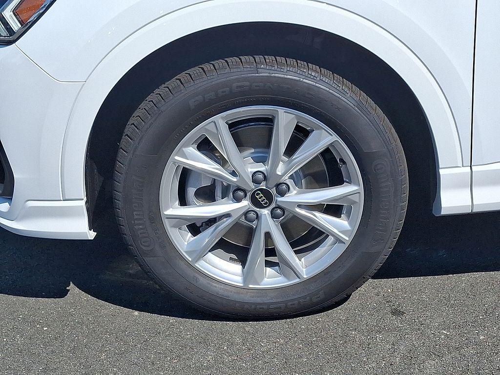 new 2025 Audi Q3 car, priced at $43,465