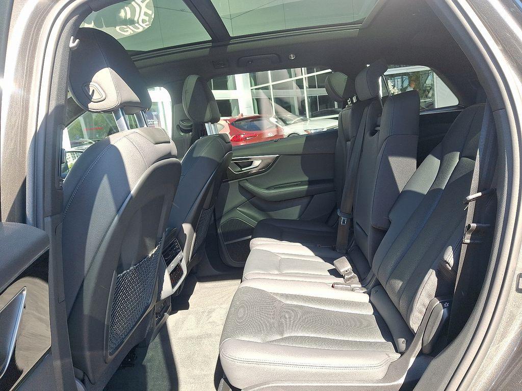used 2021 Audi Q7 car, priced at $27,720