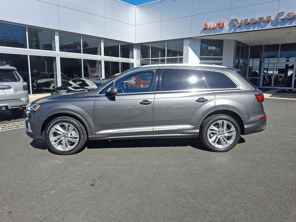used 2021 Audi Q7 car, priced at $27,720
