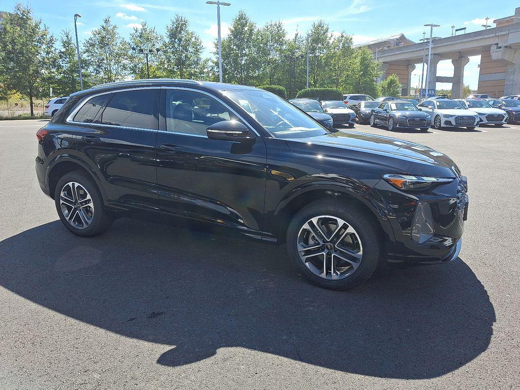 new 2025 Audi Q5 car, priced at $58,190