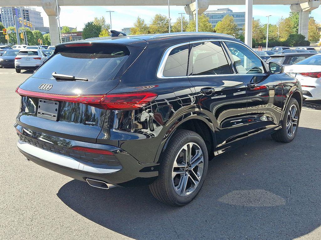 new 2025 Audi Q5 car, priced at $58,190