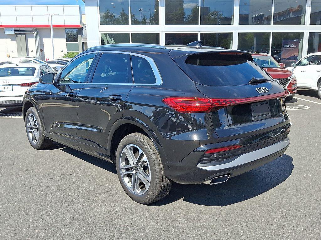 new 2025 Audi Q5 car, priced at $58,190