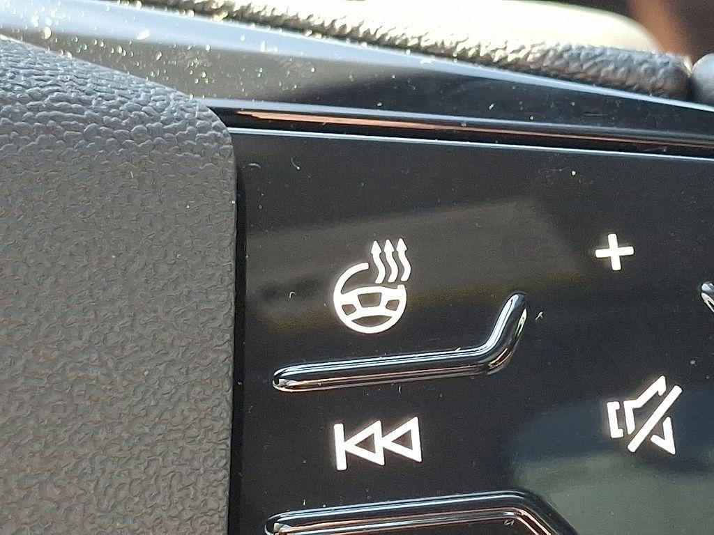 new 2025 Audi Q5 car, priced at $58,190