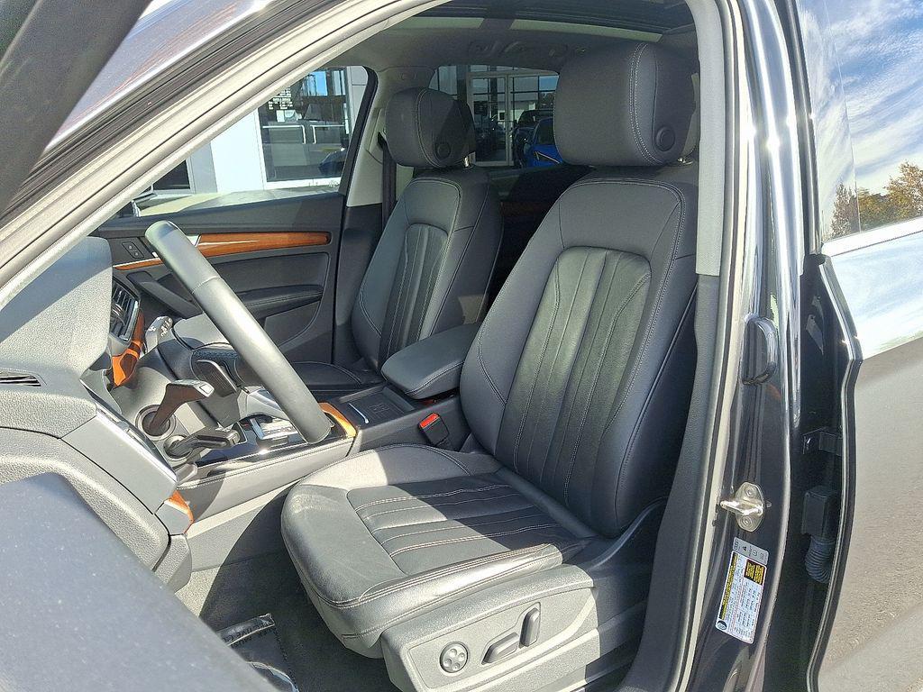 used 2021 Audi Q5 car, priced at $26,420
