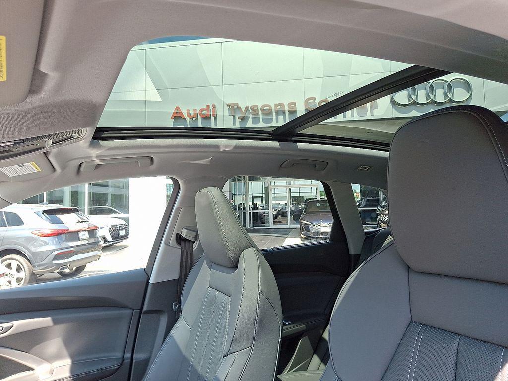 new 2025 Audi Q5 car, priced at $61,300