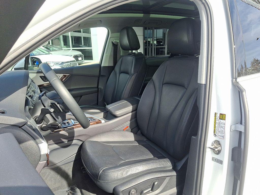 used 2018 Audi Q7 car, priced at $21,820