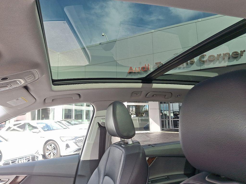 used 2018 Audi Q7 car, priced at $21,820