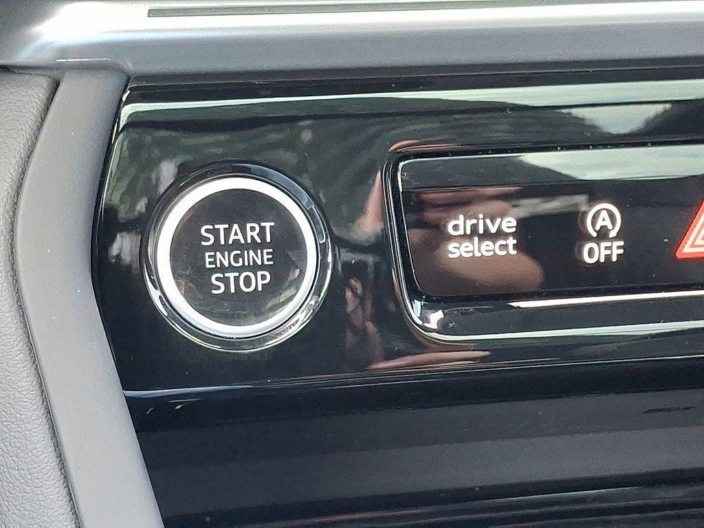 new 2025 Audi Q5 car, priced at $61,300