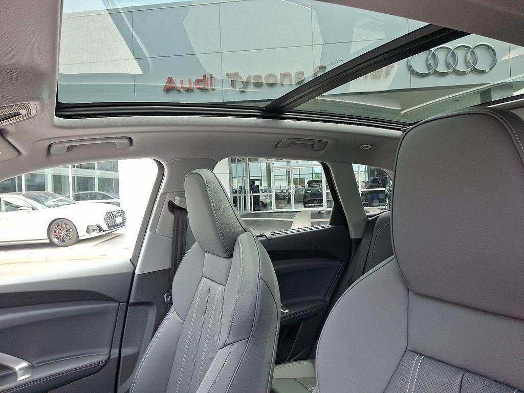 new 2025 Audi Q5 car, priced at $61,300