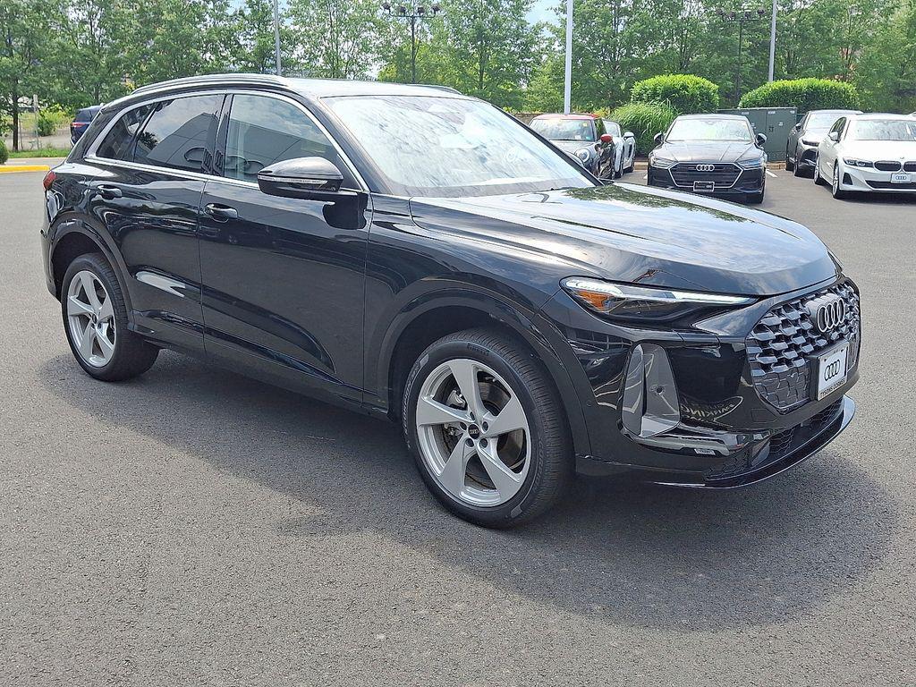new 2025 Audi Q5 car, priced at $61,300