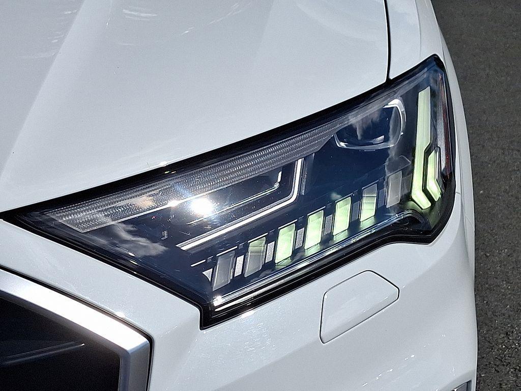 used 2023 Audi SQ7 car, priced at $62,998