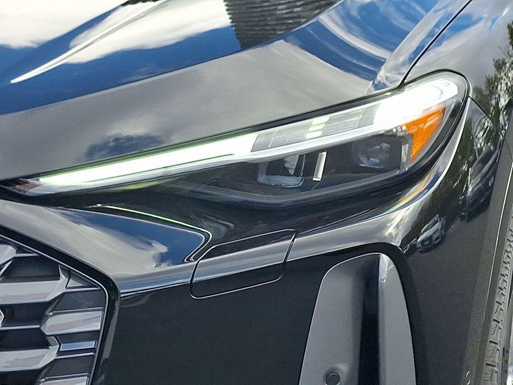 new 2025 Audi Q5 car, priced at $61,950