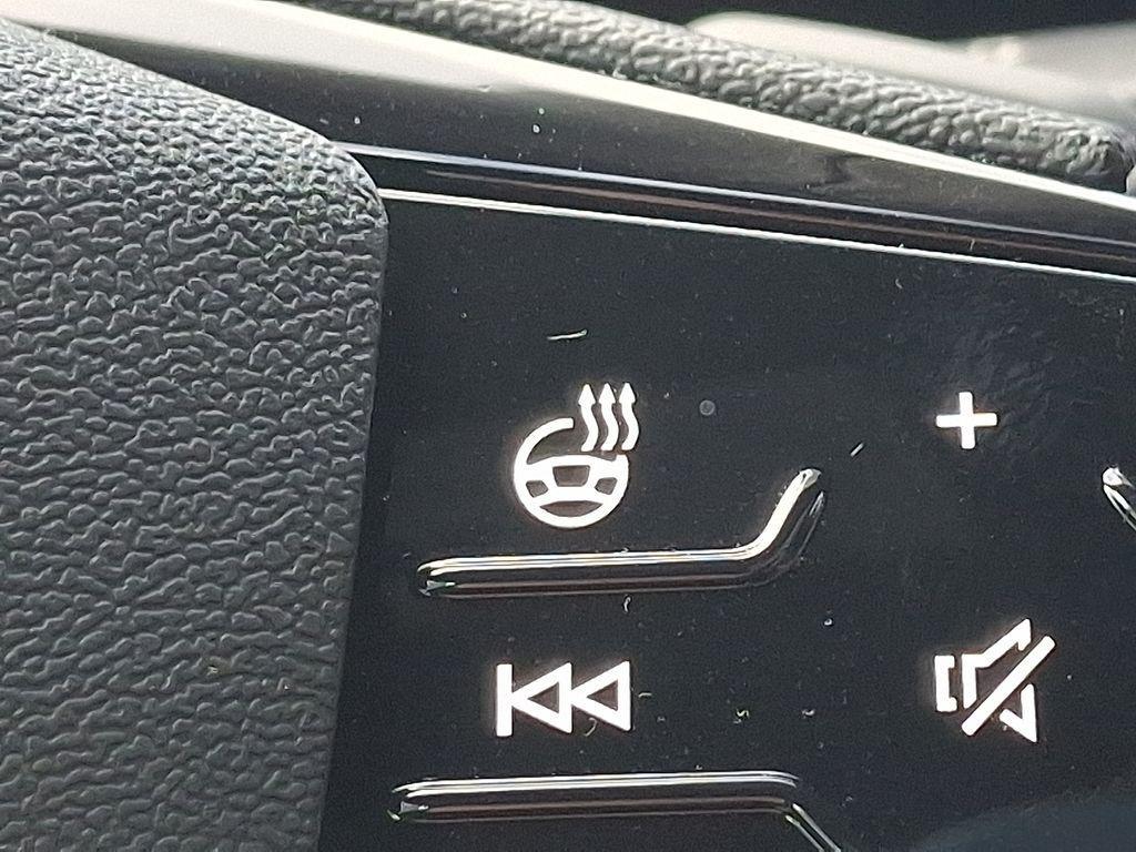 new 2025 Audi Q5 car, priced at $61,950