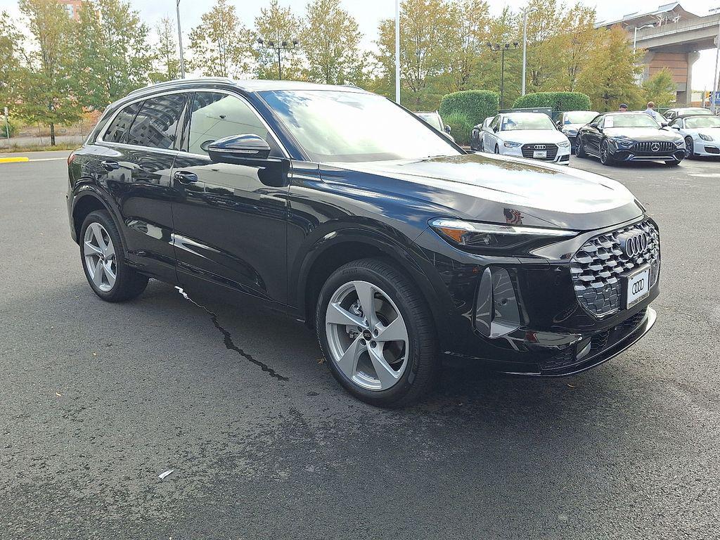 new 2025 Audi Q5 car, priced at $61,950