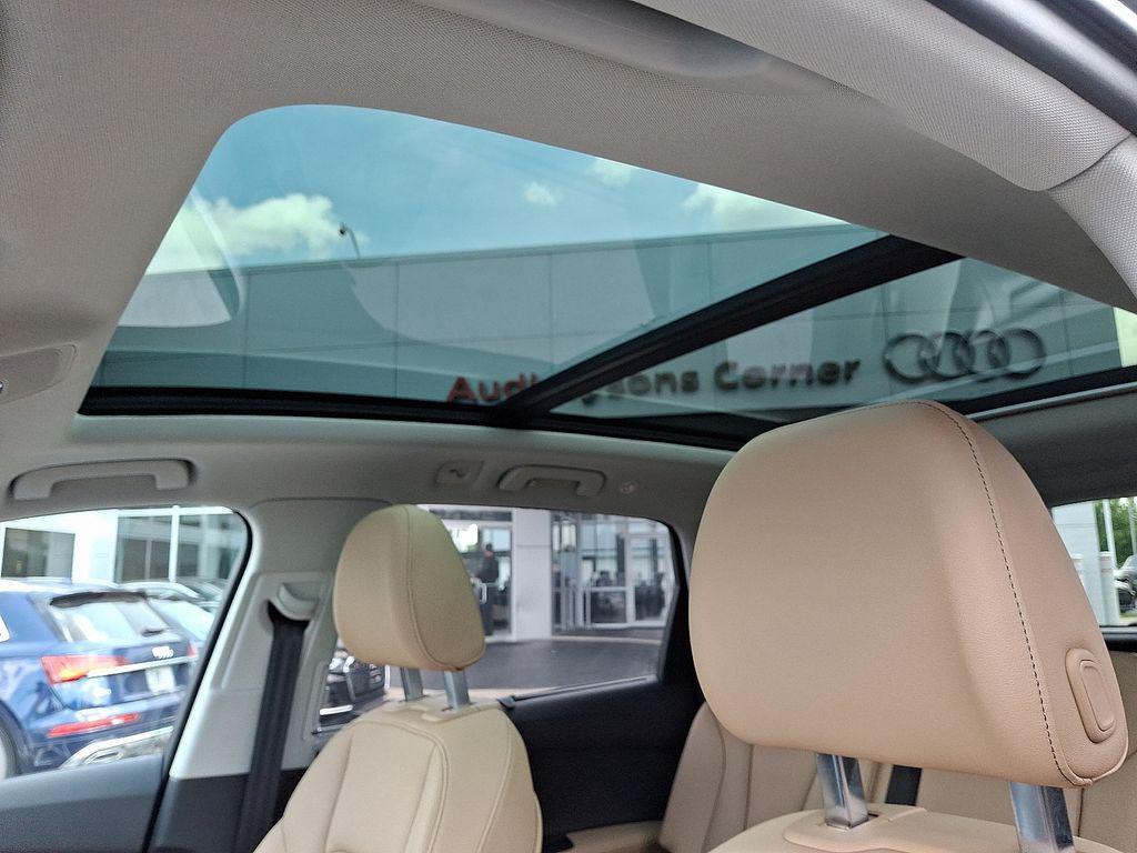 used 2025 Audi Q7 car, priced at $55,397
