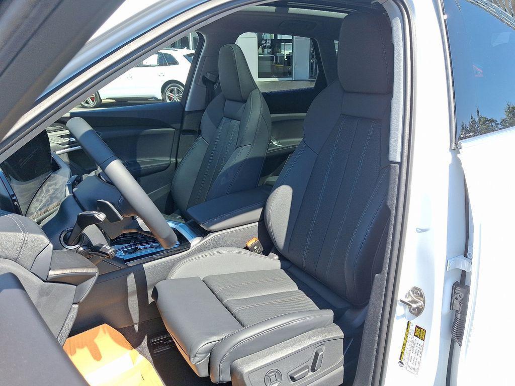 new 2025 Audi Q5 car, priced at $61,950