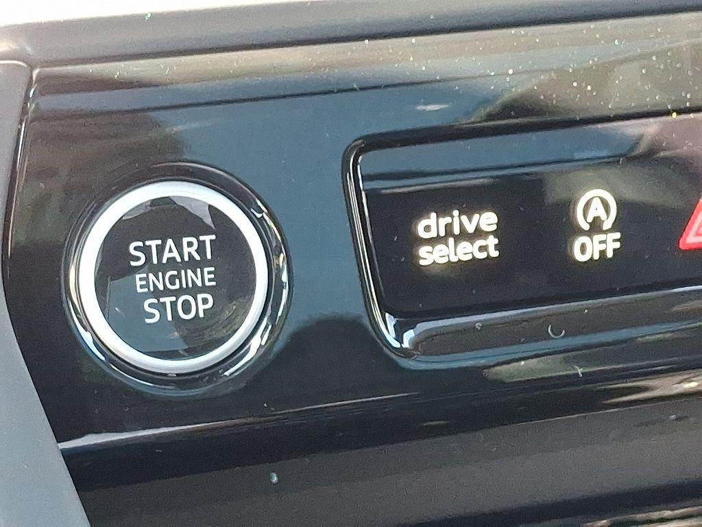 new 2025 Audi Q5 car, priced at $61,950