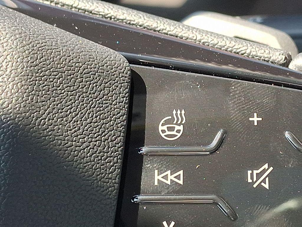 new 2025 Audi Q5 car, priced at $61,950