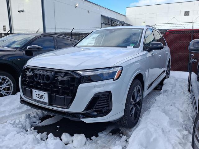 new 2025 Audi Q7 car, priced at $78,600