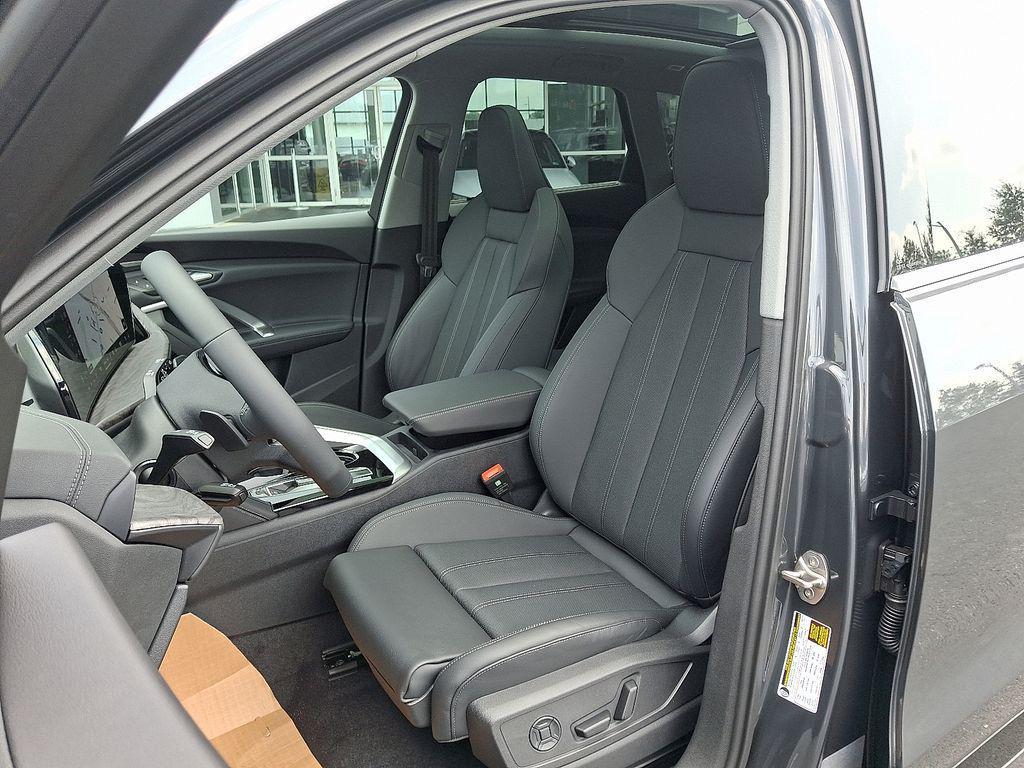 new 2025 Audi Q5 car, priced at $61,950