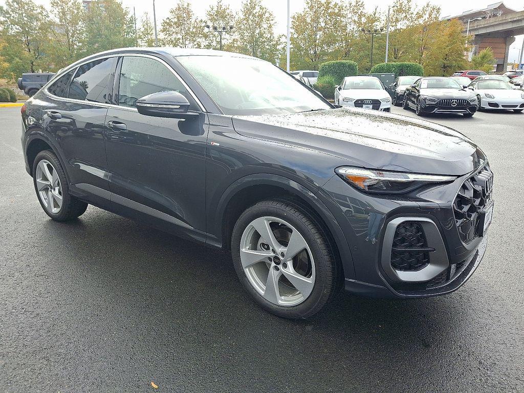 new 2025 Audi Q5 car, priced at $64,050