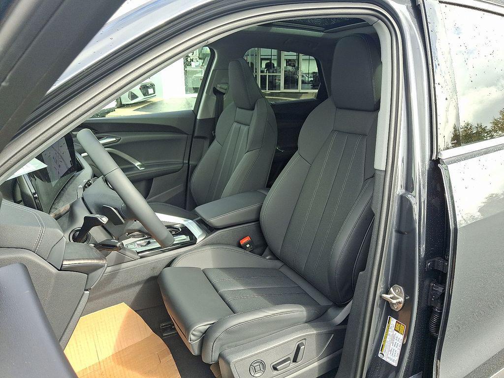 new 2025 Audi Q5 car, priced at $64,050