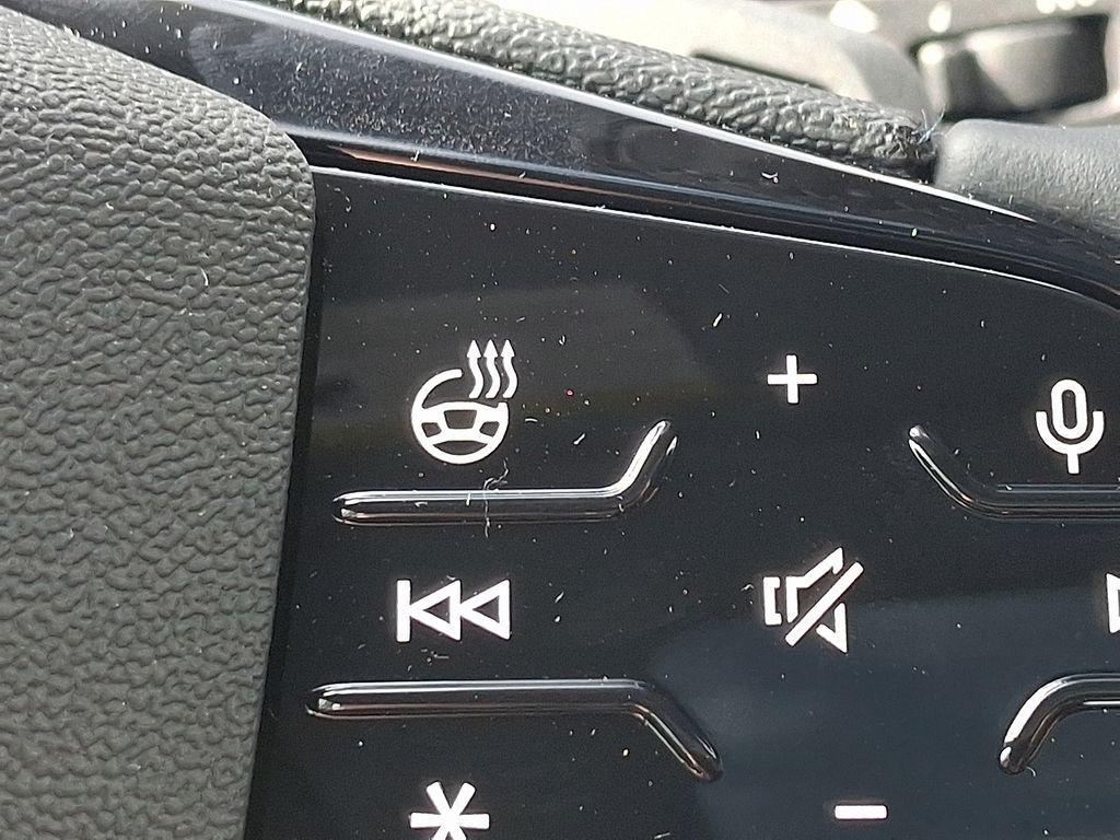 new 2025 Audi Q5 car, priced at $64,050