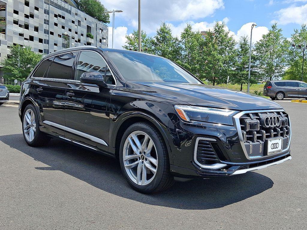 new 2025 Audi Q7 car, priced at $76,350