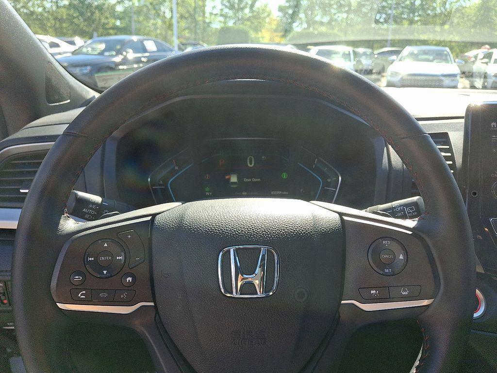 used 2023 Honda Odyssey car, priced at $33,930