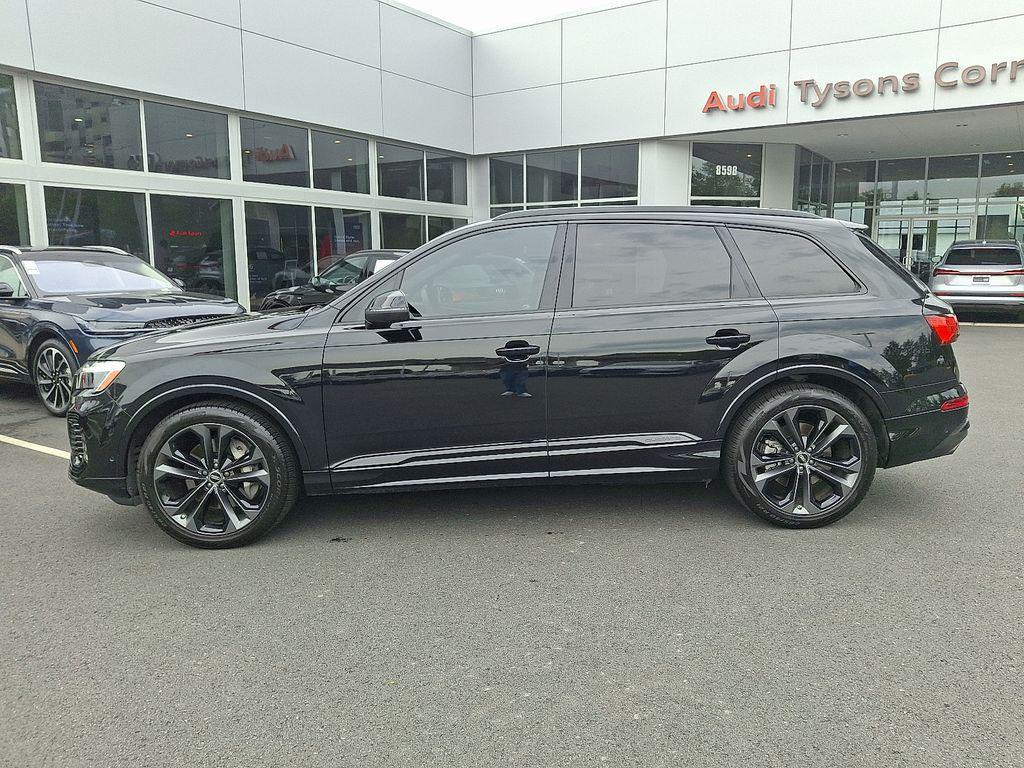 used 2025 Audi Q7 car, priced at $64,397