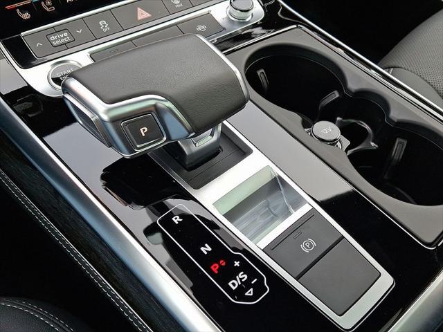 used 2025 Audi Q7 car, priced at $61,420