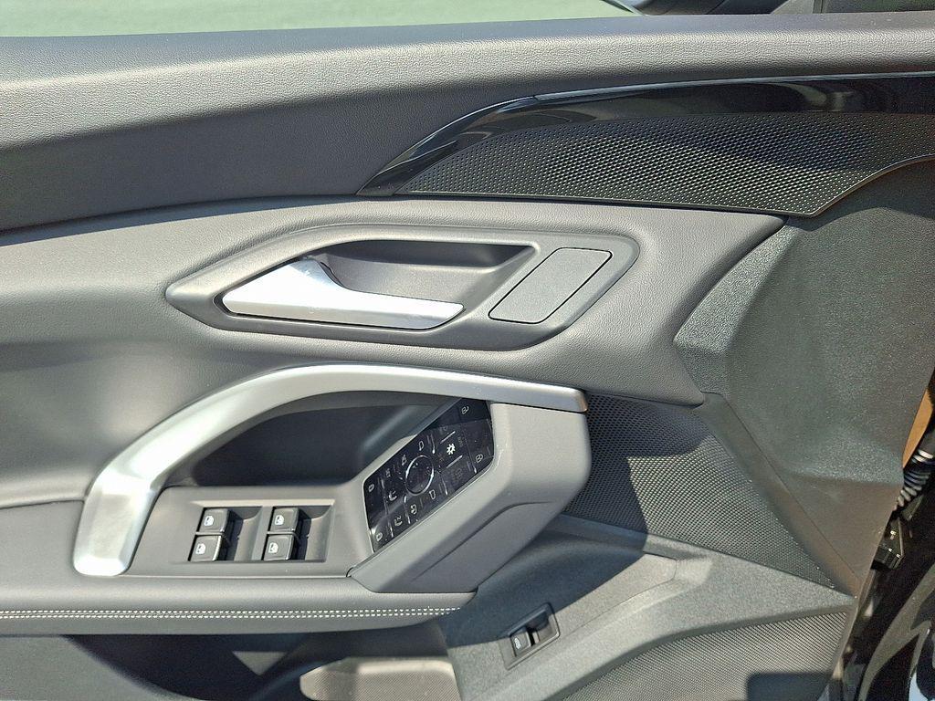 new 2025 Audi Q5 car, priced at $57,660